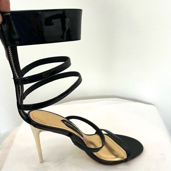 Jessica Rich Goddess Sandal in Black Patent Leather and Gold Heel, Size 37 6.5 - Picture 7 of 7